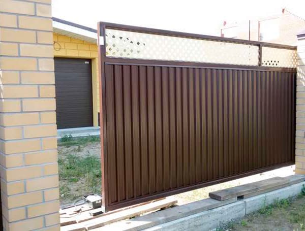 Эстетика и Надежность: Ворота Grand Line для Вашего Дома в чернушке от 37938 руб